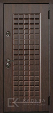 Фото «Металлическая дверь венге квадраты снаружи орех филёнка внутри №362»